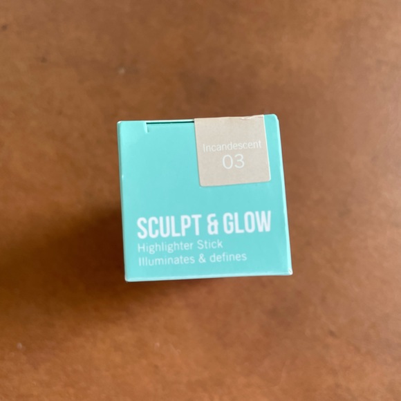 Models Own NWT Highlighter Sculpt and Glow stick color 03 Incandescent - Picture 3 of 9